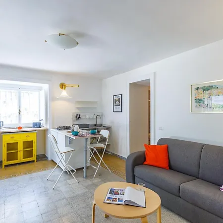 Apartament Romantic Place With Pines, Cats, Stunning View And Parking *